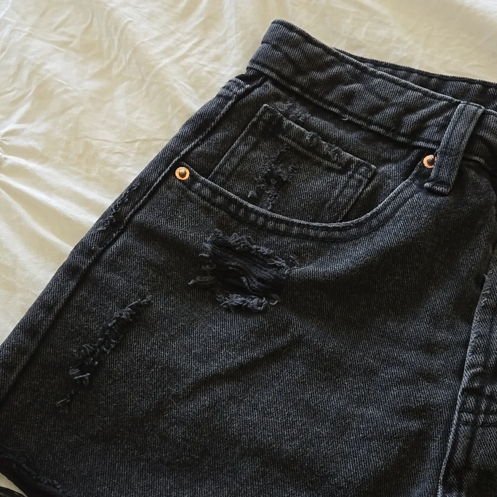 Wild Fable High Rise Shorts - Picture 2 of 8